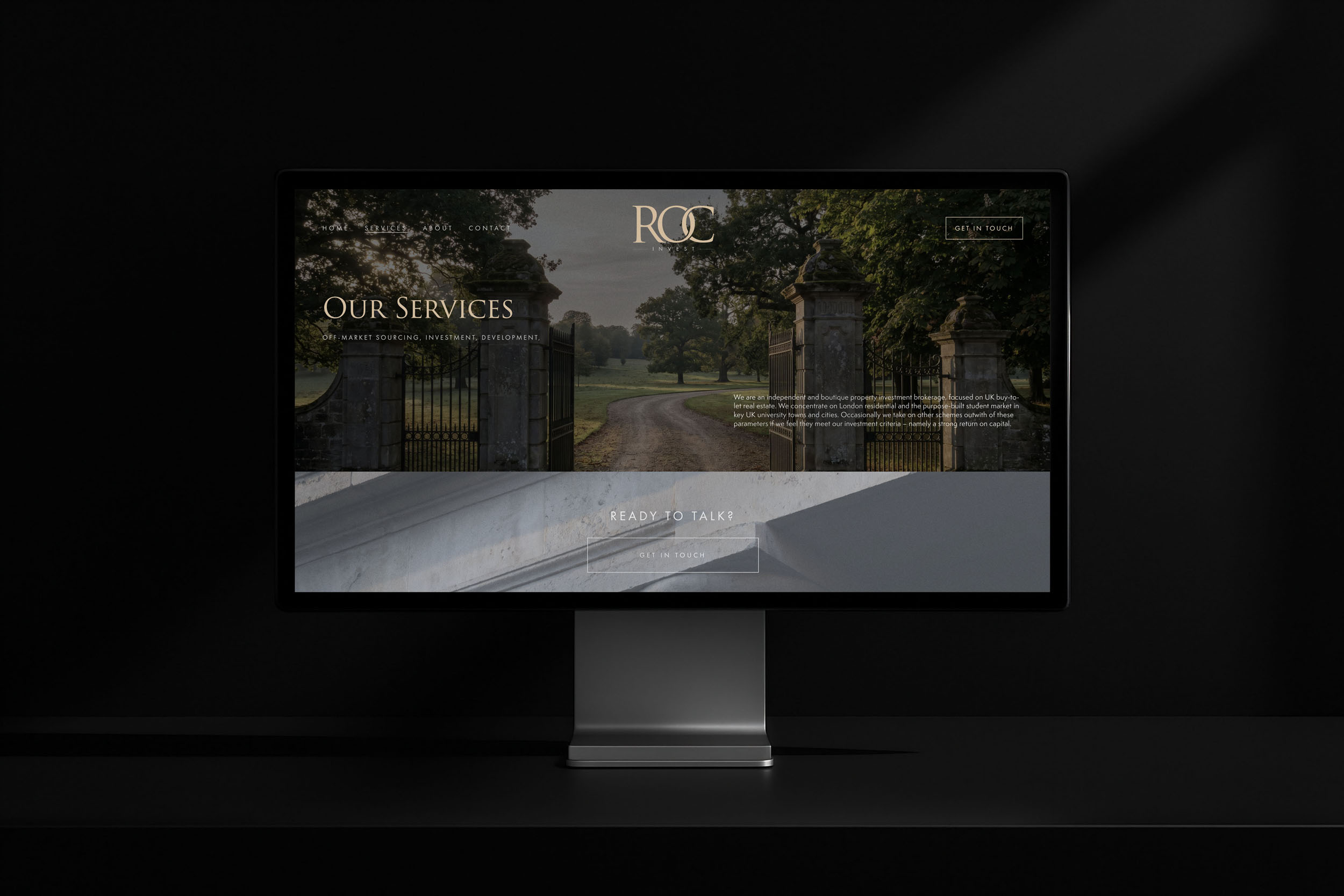 ROC Invest website services page with generous negative space